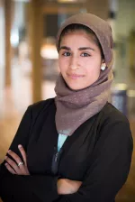 zainab headshot 2